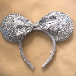 MINNIE MOUSE EARS DISNEYLAND